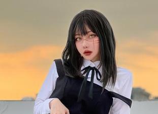 思维逐渐变得奇怪，Choi Ji Yun的美里资源渐渐在线。